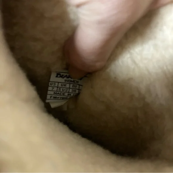 BearPaw Boshie Suede Brown and Tan Women’s Boots Size 7. Excellent Condition. - Picture 10 of 13